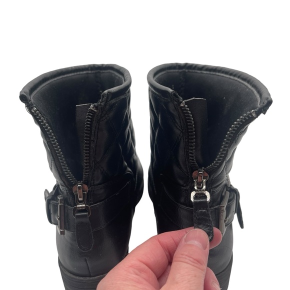 Naturalizer Quilted Black Moto Ankle Boots Booties Double Buckle Zipper Back - Picture 6 of 11